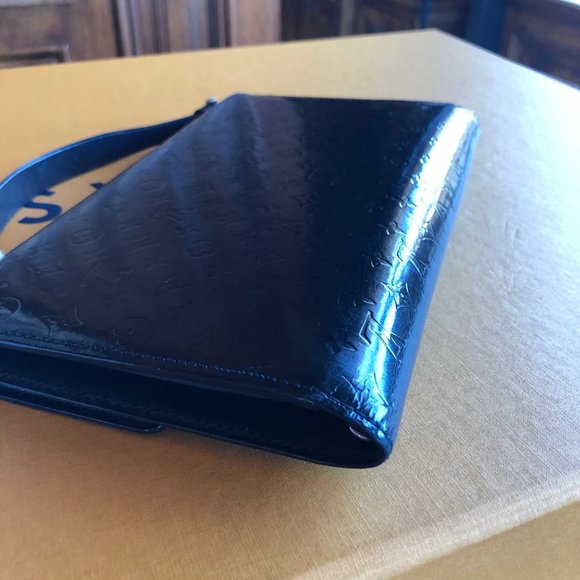 Louis Vuitton Anoushka Black Glace Clutch - Picture 11 of 14